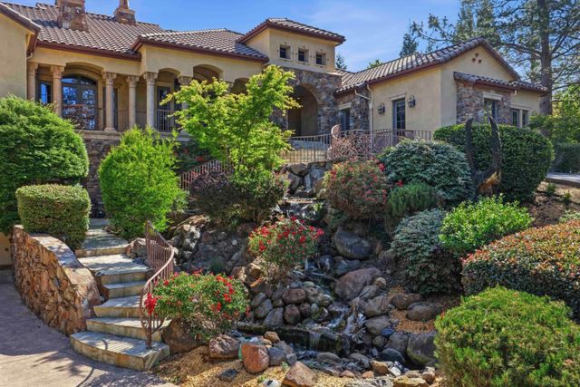17107 Winchester Club Dr, Meadow Vista, CA 95722