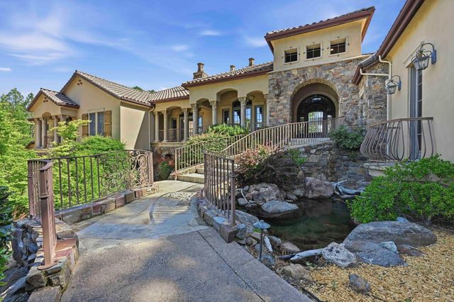 17107 Winchester Club Dr, Meadow Vista, CA 95722
