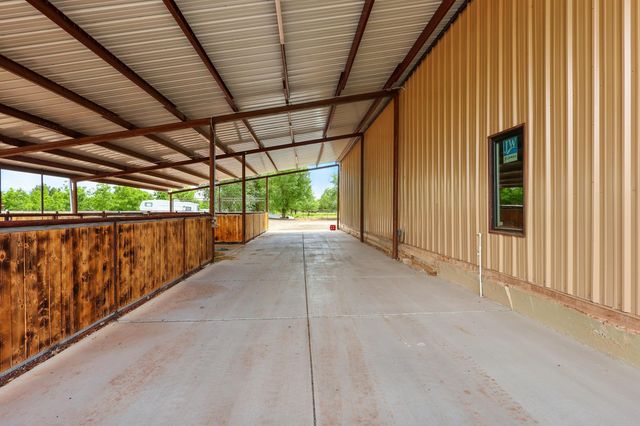 2496 Green, Bosque Farms, NM 87068