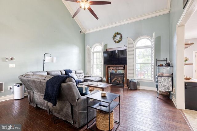 1097 UNDERWOOD RD, Sykesville, MD 21784