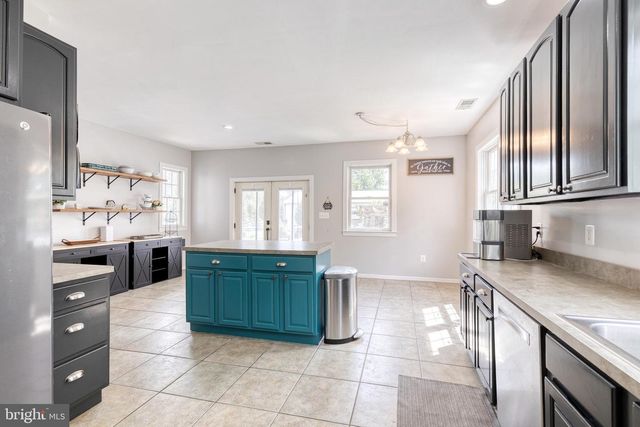 1097 UNDERWOOD RD, Sykesville, MD 21784
