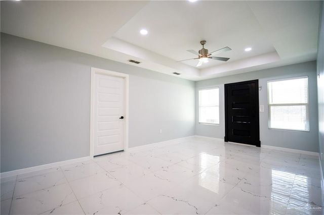 504 San Antonio Circle, Alamo, TX 78516