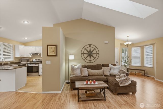 2415 SE 8th Place, Renton, WA 98055