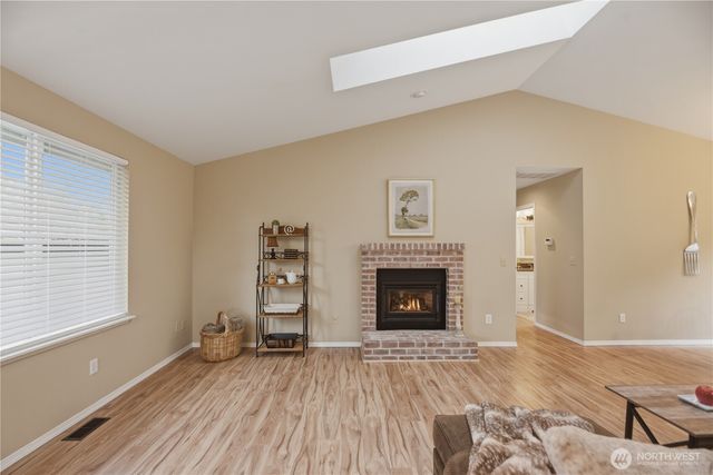 2415 SE 8th Place, Renton, WA 98055