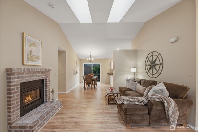 2415 SE 8th Place, Renton, WA 98055