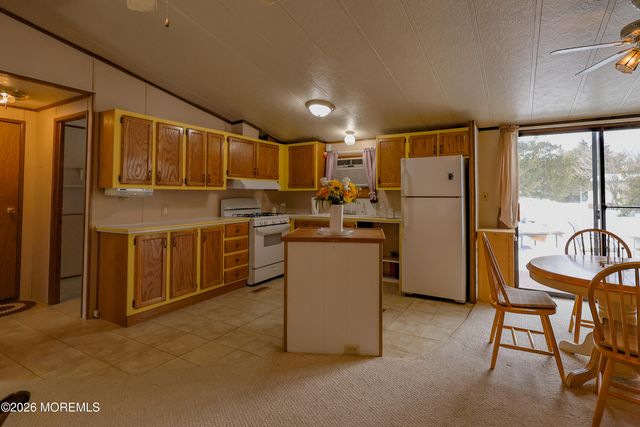 115 Douglas Drive, Jackson, NJ 08527