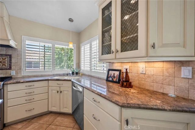 497 Bannister Way B, Simi Valley, CA 93065