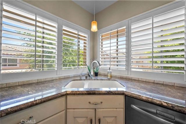 497 Bannister Way B, Simi Valley, CA 93065