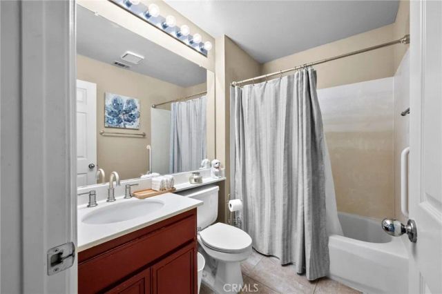 497 Bannister Way B, Simi Valley, CA 93065