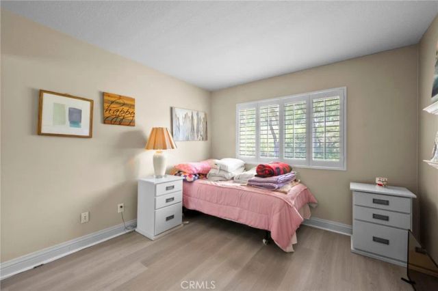 497 Bannister Way B, Simi Valley, CA 93065