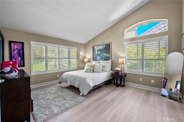 497 Bannister Way B, Simi Valley, CA 93065