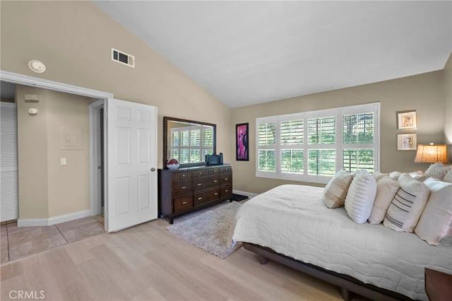 497 Bannister Way B, Simi Valley, CA 93065