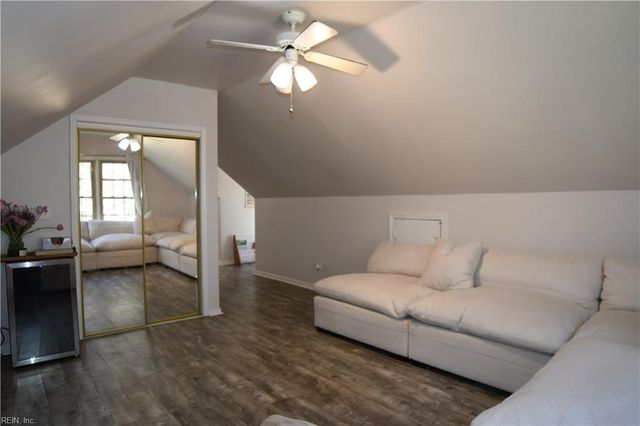 4614 High ST W, Portsmouth, VA 23703