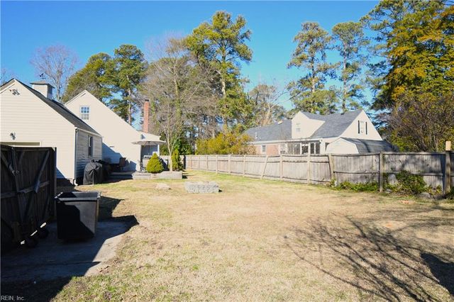 4614 High ST W, Portsmouth, VA 23703