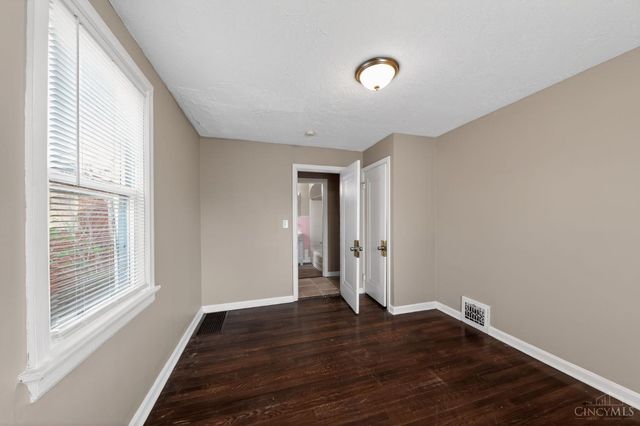 1631 Goodman Avenue, North College Hill, OH 45239
