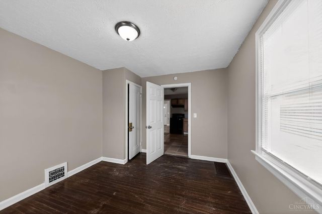 1631 Goodman Avenue, North College Hill, OH 45239
