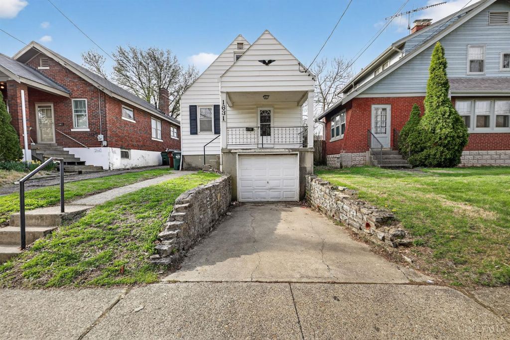 1631 Goodman Avenue, North College Hill, OH 45239