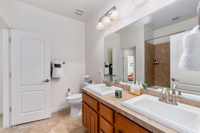 12928 N Shell Traders Court, Oro Valley, AZ 85755