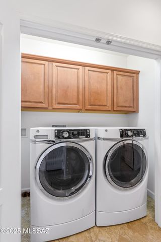 12928 N Shell Traders Court, Oro Valley, AZ 85755