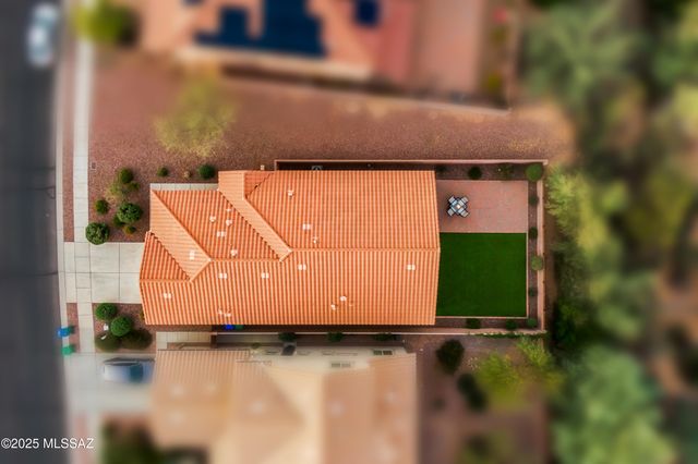 12928 N Shell Traders Court, Oro Valley, AZ 85755