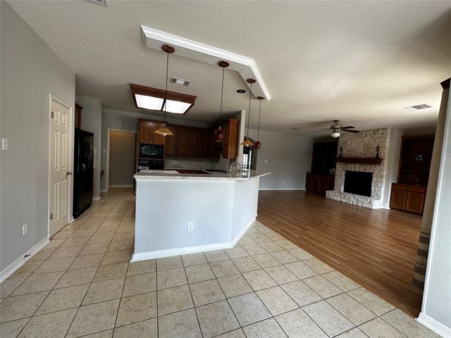 13615 Copperleaf TRL, Manchaca, TX 78652