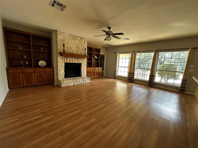 13615 Copperleaf TRL, Manchaca, TX 78652