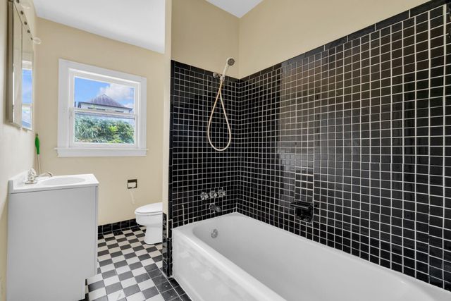 1939 Richmond Avenue 2, Houston, TX 77098