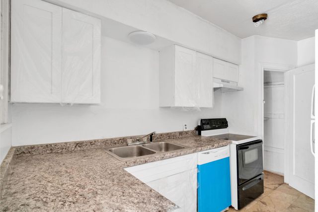 1939 Richmond Avenue 2, Houston, TX 77098