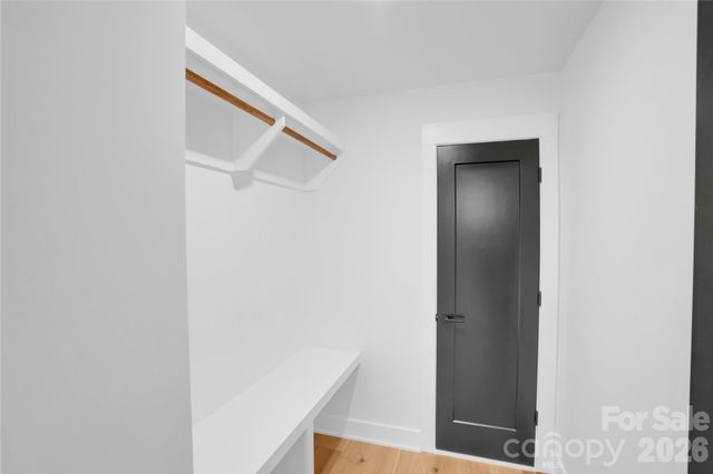 313 E Peterson Drive, Charlotte, NC 28217