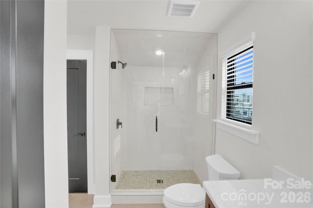 313 E Peterson Drive, Charlotte, NC 28217