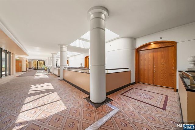 100 Carlyle Drive VP6, Cliffside Park, NJ 07010