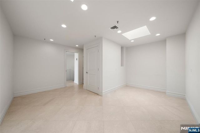 100 Carlyle Drive VP6, Cliffside Park, NJ 07010