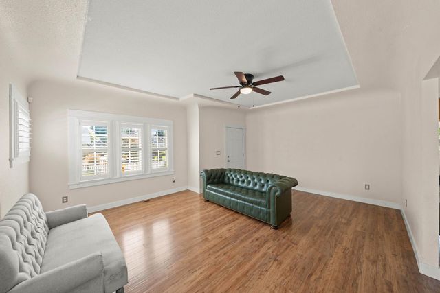 1515 W Harding Way, Stockton, CA 95203