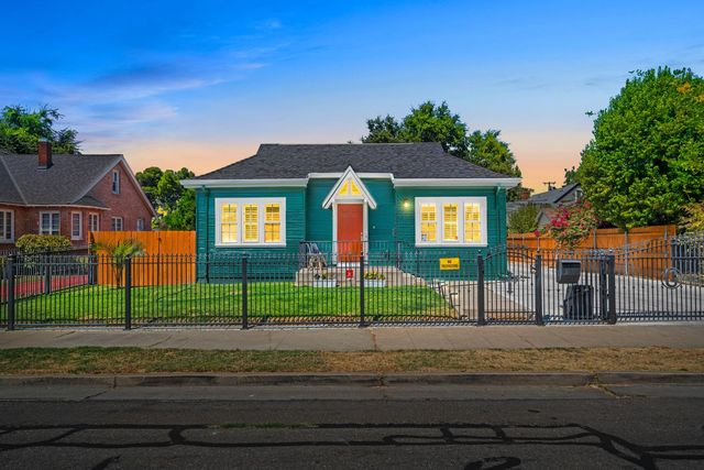 1515 W Harding Way, Stockton, CA 95203