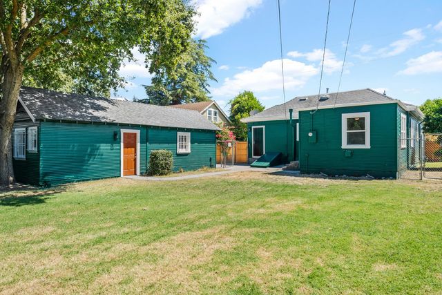 1515 W Harding Way, Stockton, CA 95203