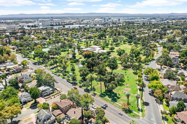 1515 W Harding Way, Stockton, CA 95203