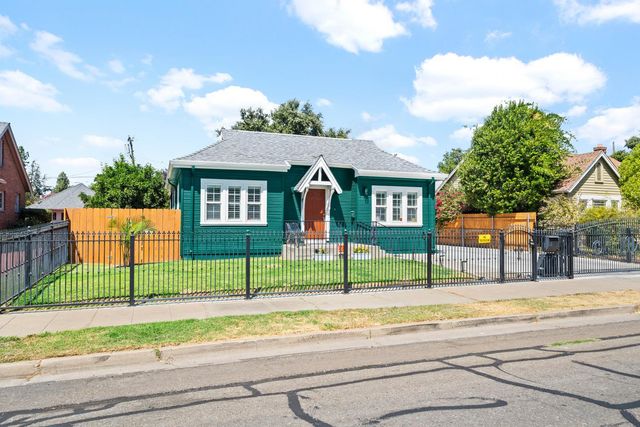 1515 W Harding Way, Stockton, CA 95203