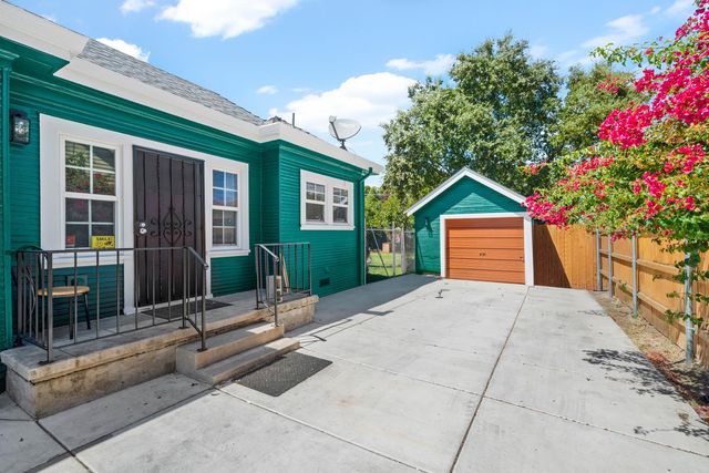 1515 W Harding Way, Stockton, CA 95203