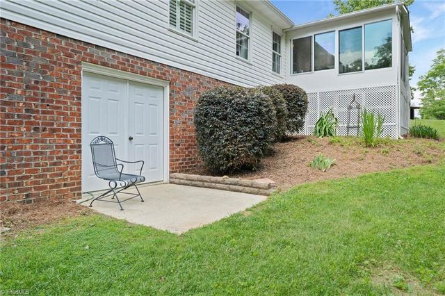 2022 McBride Road, Mount Airy, NC 27030