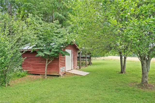 2022 McBride Road, Mount Airy, NC 27030