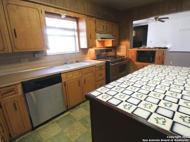 8811 FM 471, San Antonio, TX 78253