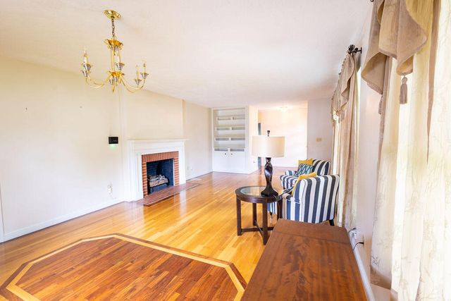 27 Hampton Avenue, Winchester, KY 40391