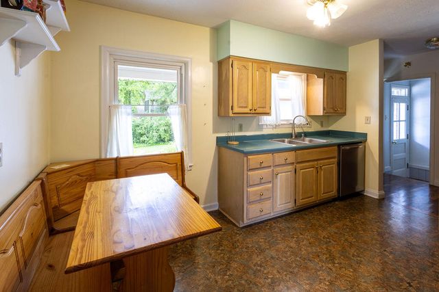 27 Hampton Avenue, Winchester, KY 40391