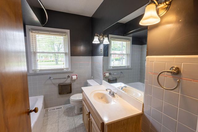 27 Hampton Avenue, Winchester, KY 40391