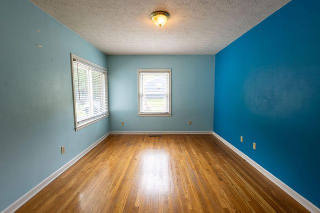 27 Hampton Avenue, Winchester, KY 40391