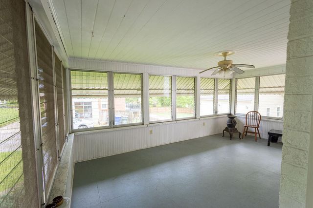 27 Hampton Avenue, Winchester, KY 40391