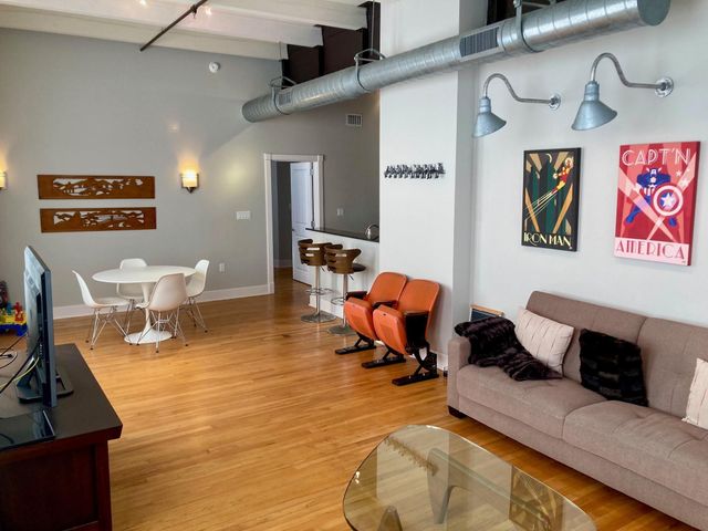 415 22nd Street 4A, Galveston, TX 77550