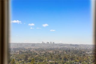 12284 Circula Panorama, Santa Ana, CA 92705