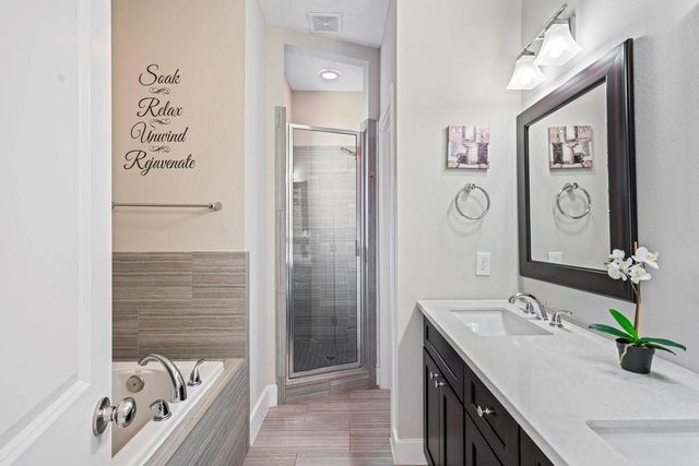 955 Saint Augustine Street, Houston, TX 77023