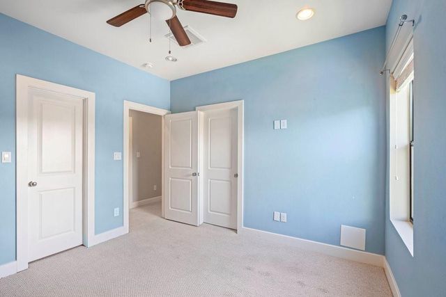 955 Saint Augustine Street, Houston, TX 77023